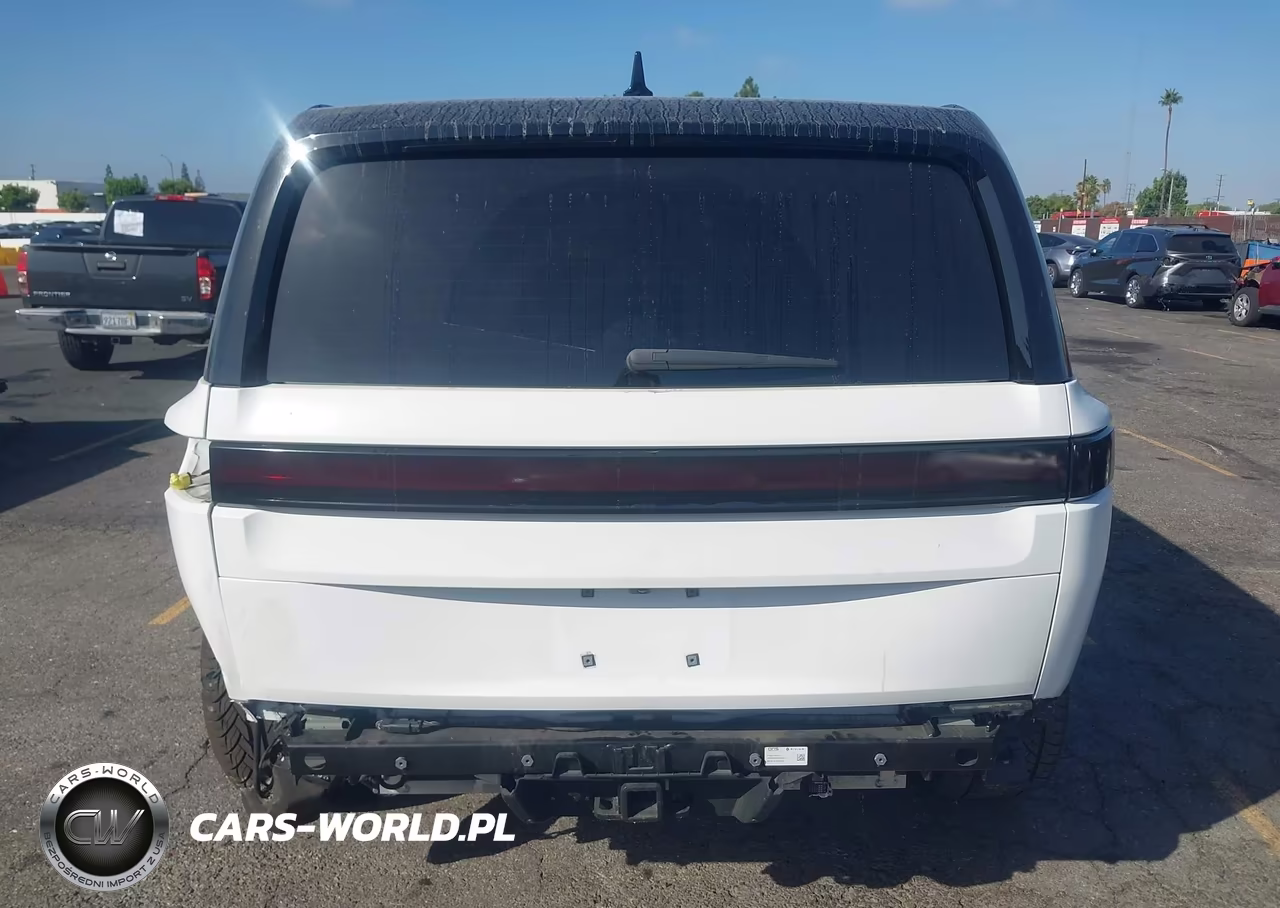 2024 Rivian R1S Adventure Quad Motor Large Pack VIN:7PDSGABA7RN032789 - 17