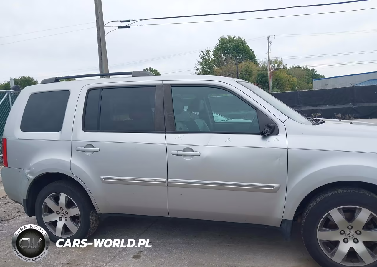 2015 Honda Pilot Touring VIN:5FNYF4H9XFB003770 - 14