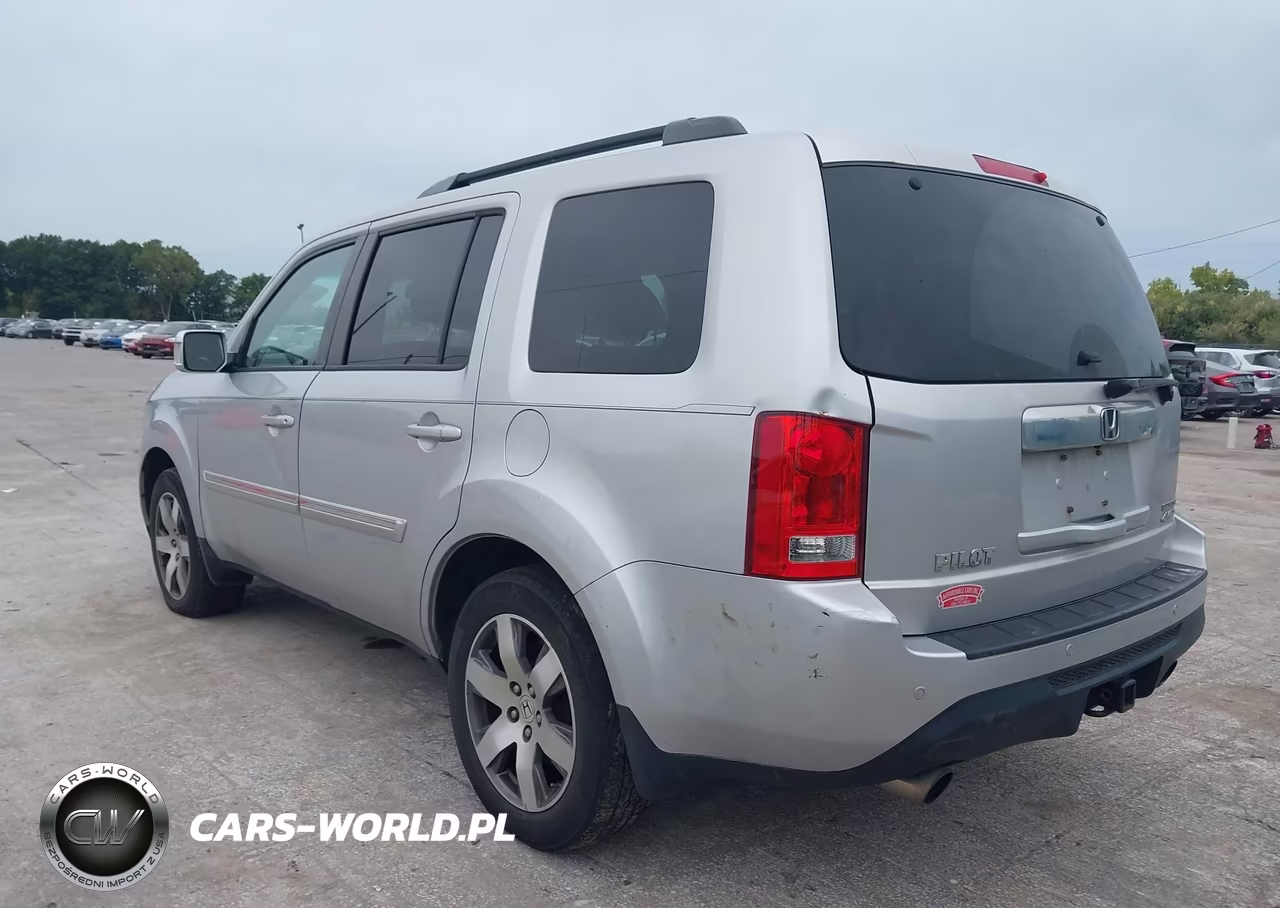 2015 Honda Pilot Touring VIN:5FNYF4H9XFB003770 - 3