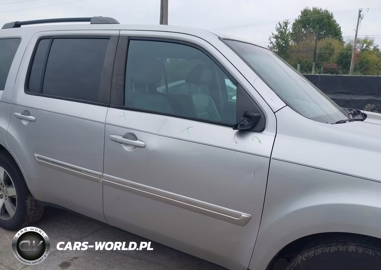 2015 Honda Pilot Touring VIN:5FNYF4H9XFB003770 - 6