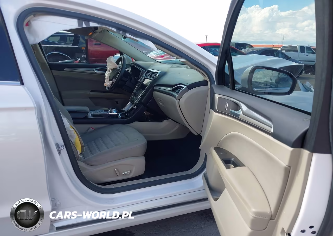 2019 Ford Fusion Hybrid Se VIN:3FA6P0LU8KR176677 - 5