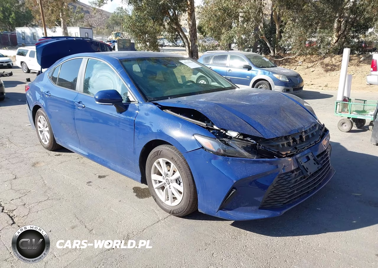 2026 Toyota Camry Le VIN:4T1DAACK3TU219609 - 1