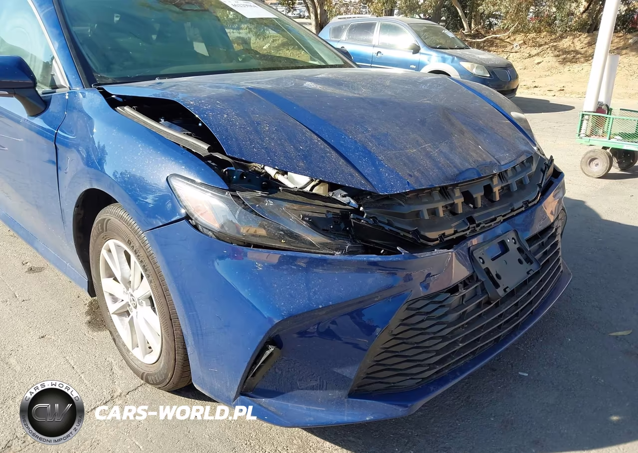 2026 Toyota Camry Le VIN:4T1DAACK3TU219609 - 6