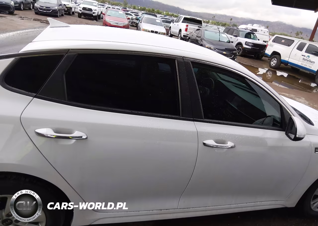 2018 Kia Optima Lx VIN:5XXGT4L39JG238562 - 13