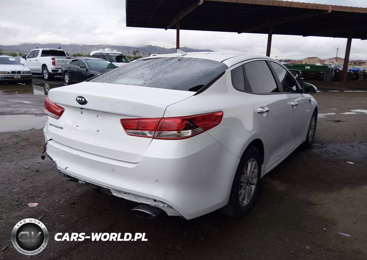 2018 Kia Optima Lx VIN:5XXGT4L39JG238562 - 4