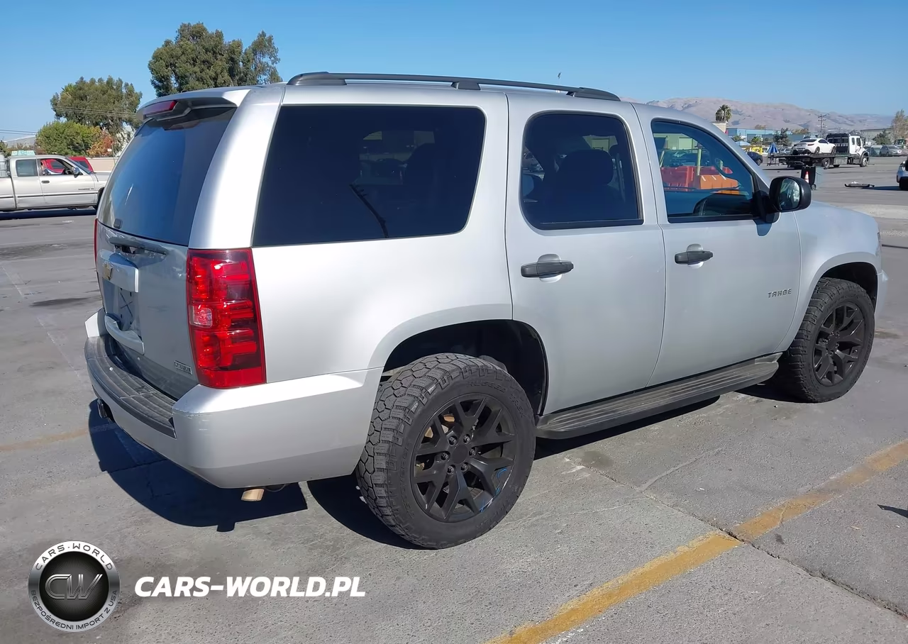 2012 Chevrolet Tahoe Commercial Fleet VIN:1GNSC4E04CR112680 - 4