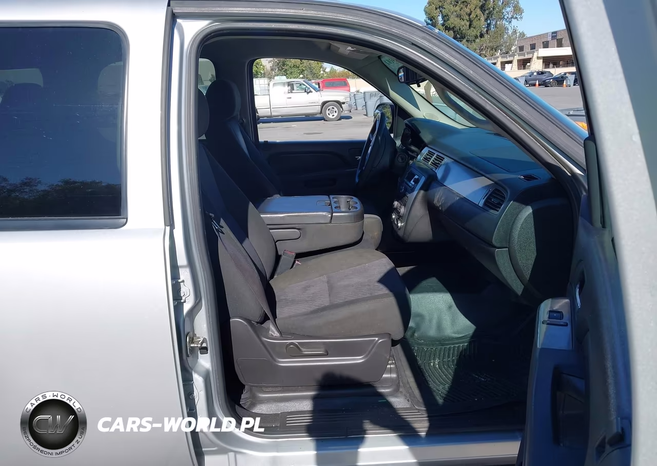 2012 Chevrolet Tahoe Commercial Fleet VIN:1GNSC4E04CR112680 - 5