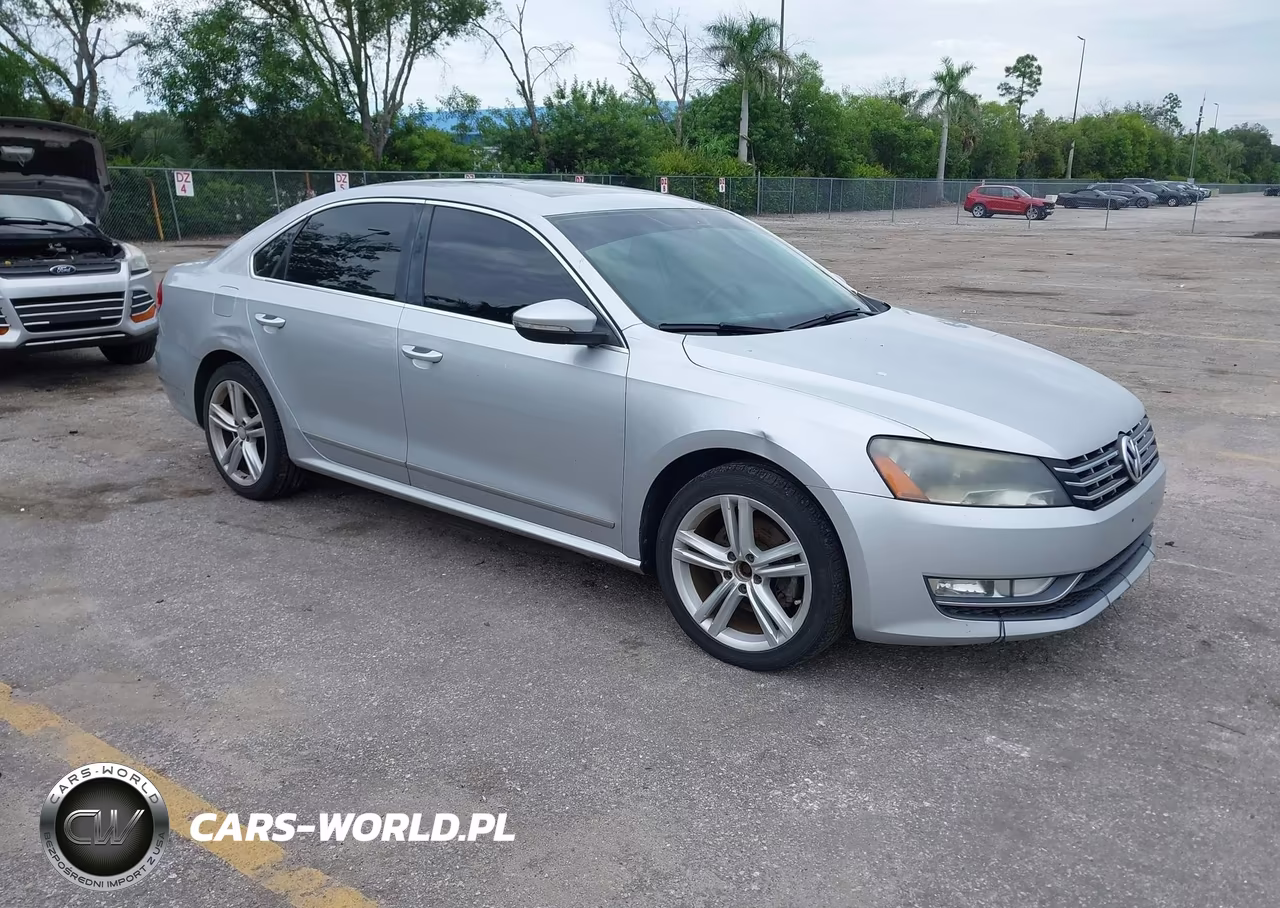 2012 Volkswagen Passat 3.6L V6 Sel Premium