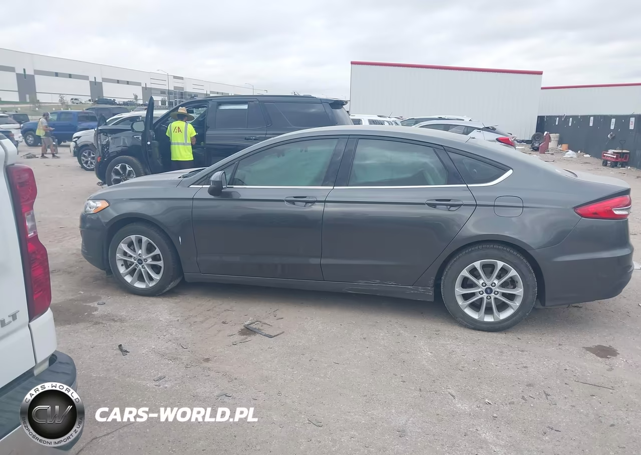 2019 Ford Fusion Se VIN:3FA6P0HD0KR215318 - 14