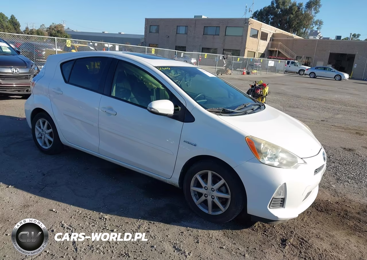 2012 Toyota Prius C Three – zdjęcie 1 z 16