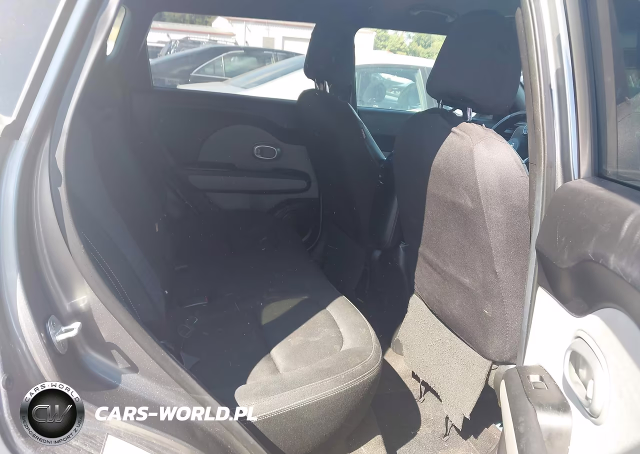 2017 Kia Soul + VIN:KNDJP3A56H7424880 - 8
