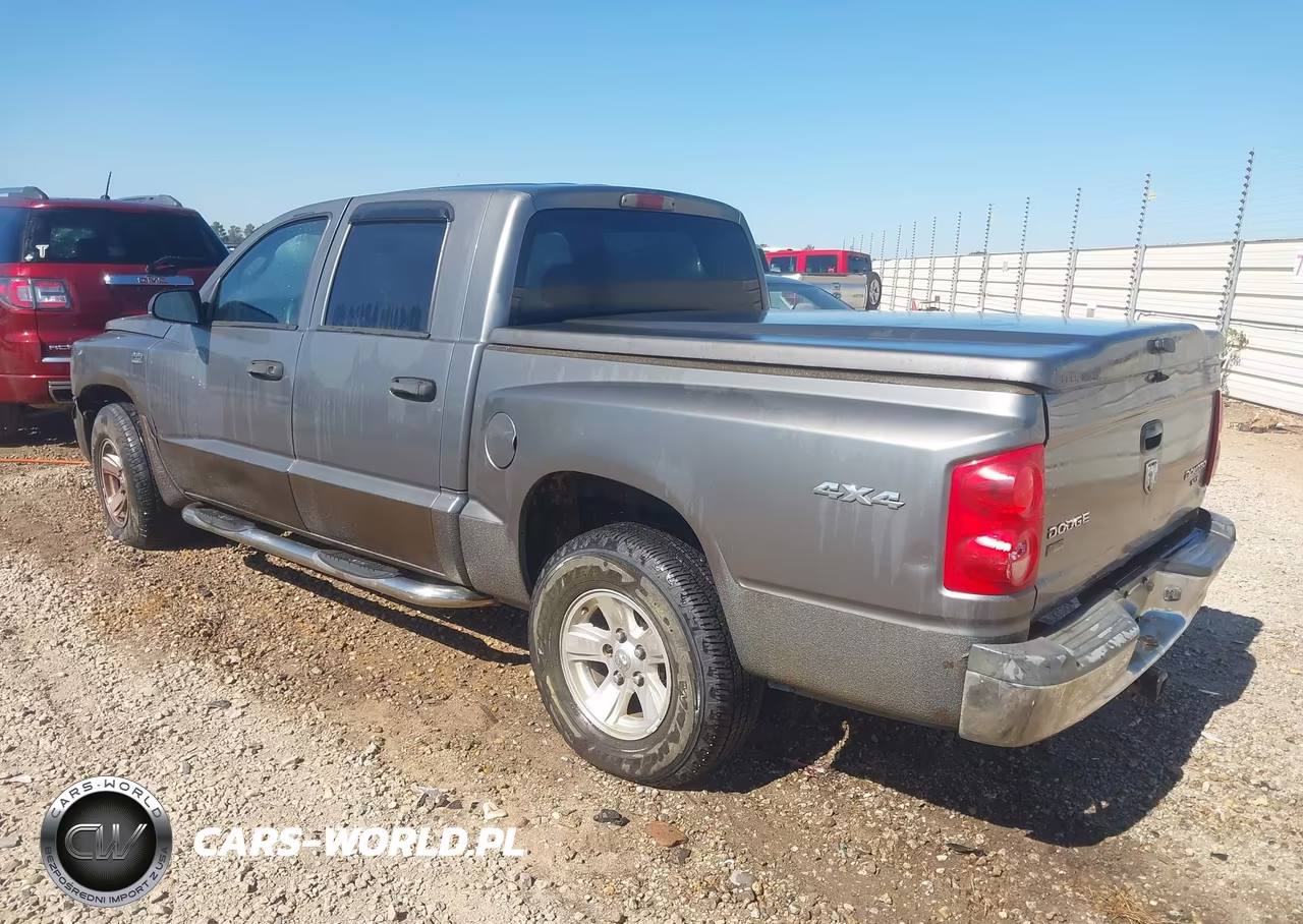 2009 Dodge Dakota Sxt VIN:1D7HW38P89S814358 - 3