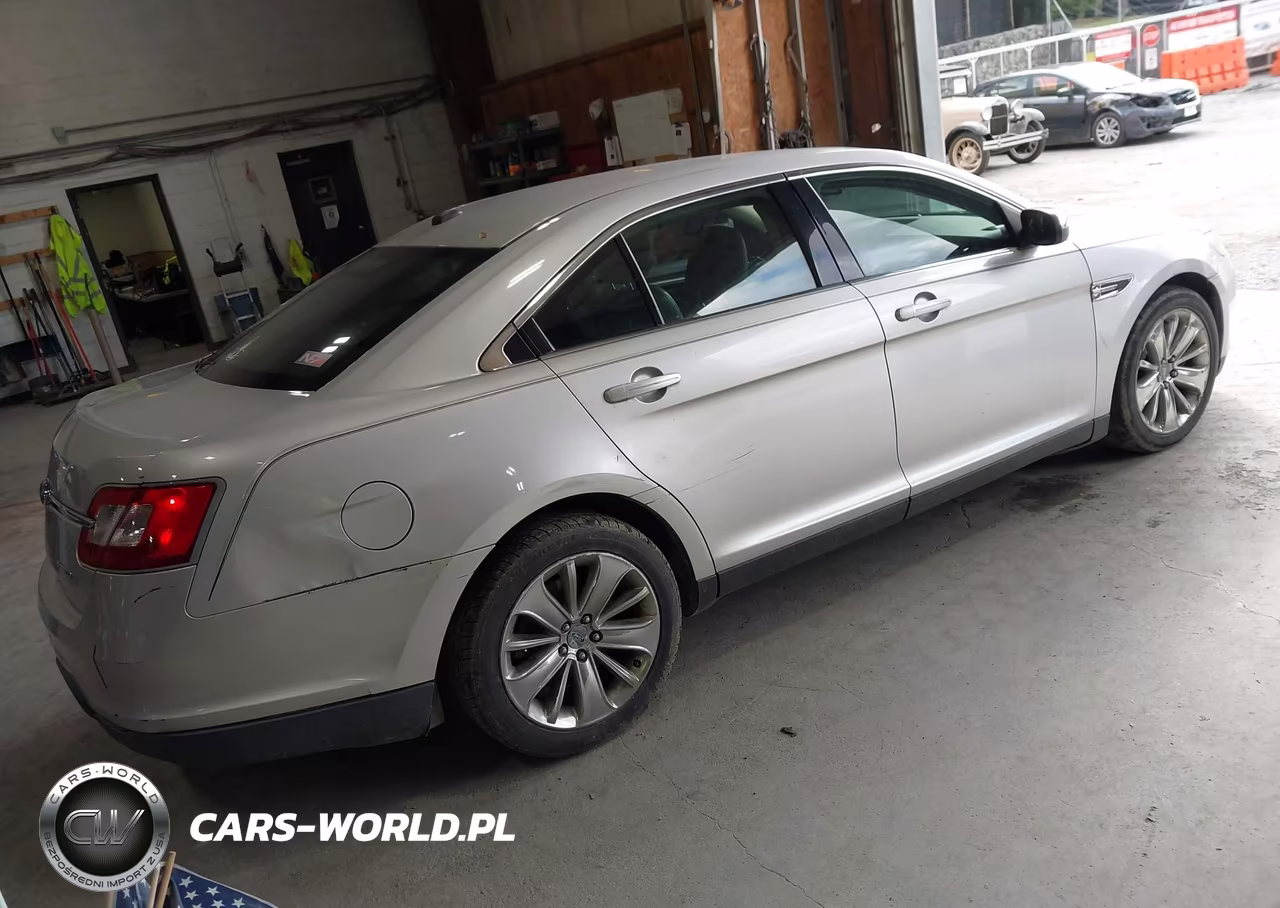 2010 Ford Taurus Limited VIN:1FAHP2FW5AG104746 - 4