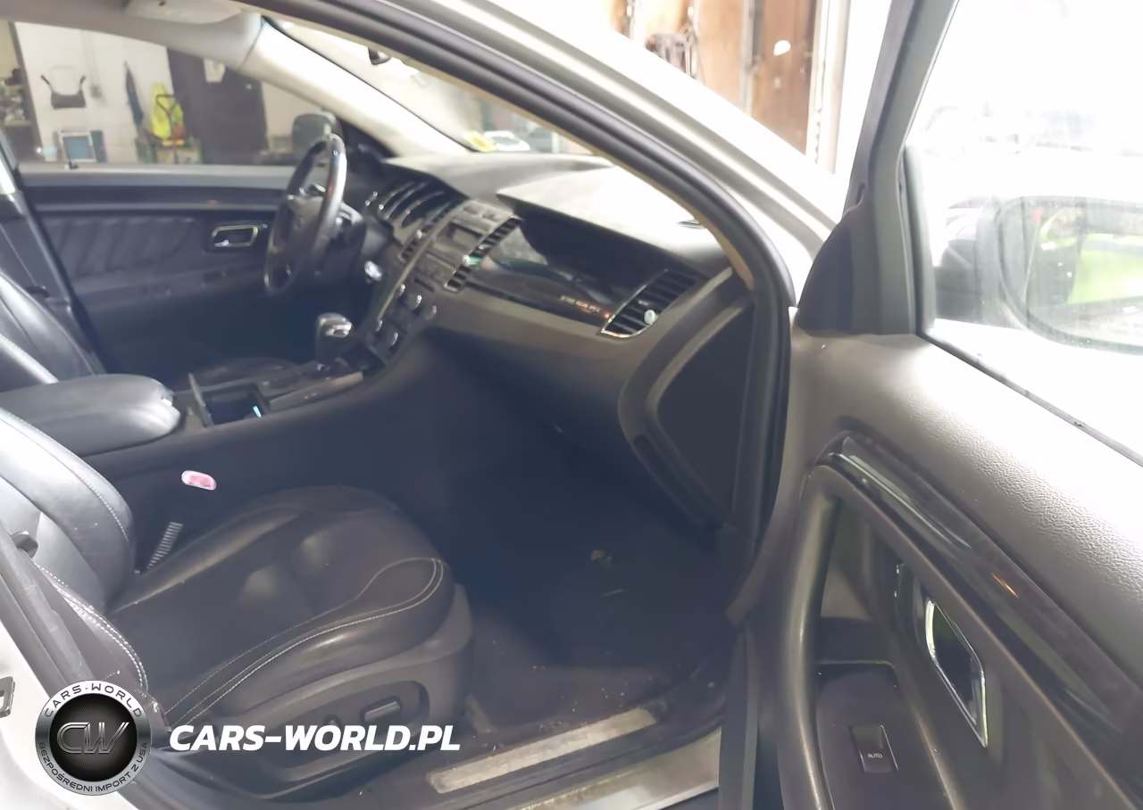 2010 Ford Taurus Limited VIN:1FAHP2FW5AG104746 - 5