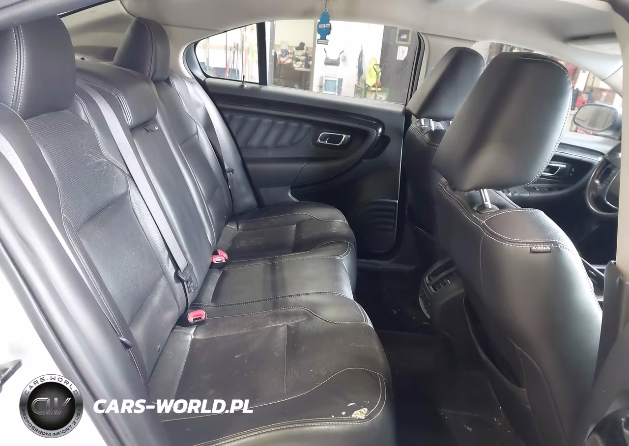 2010 Ford Taurus Limited VIN:1FAHP2FW5AG104746 - 8