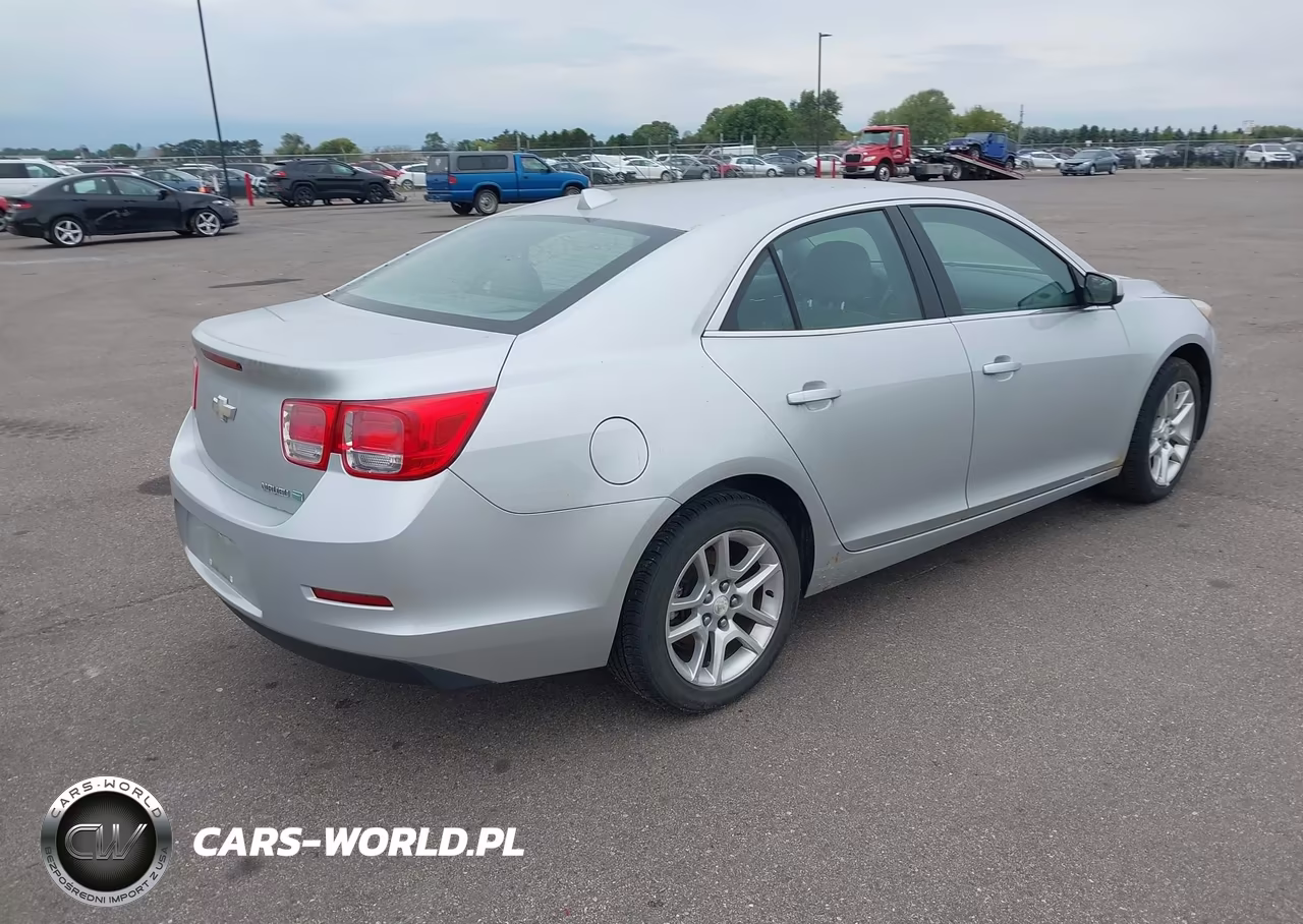 2013 Chevrolet Malibu Eco VIN:1G11D5RR4DF115381 - 4
