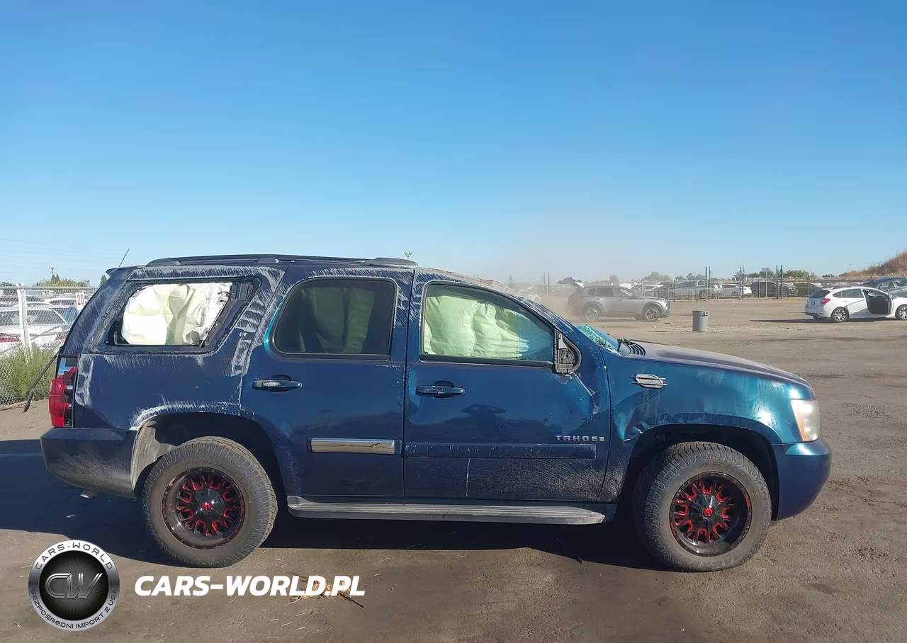 2007 Chevrolet Tahoe Lt VIN:1GNFC13J17R385724 - 12
