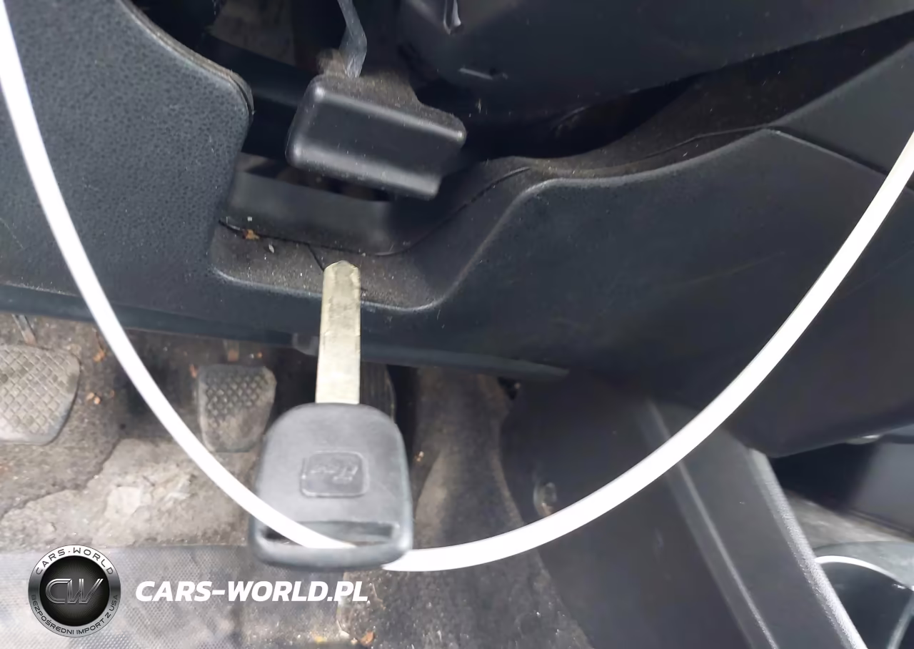 2010 Honda Fit VIN:JHMGE8G26AC003568 - 11