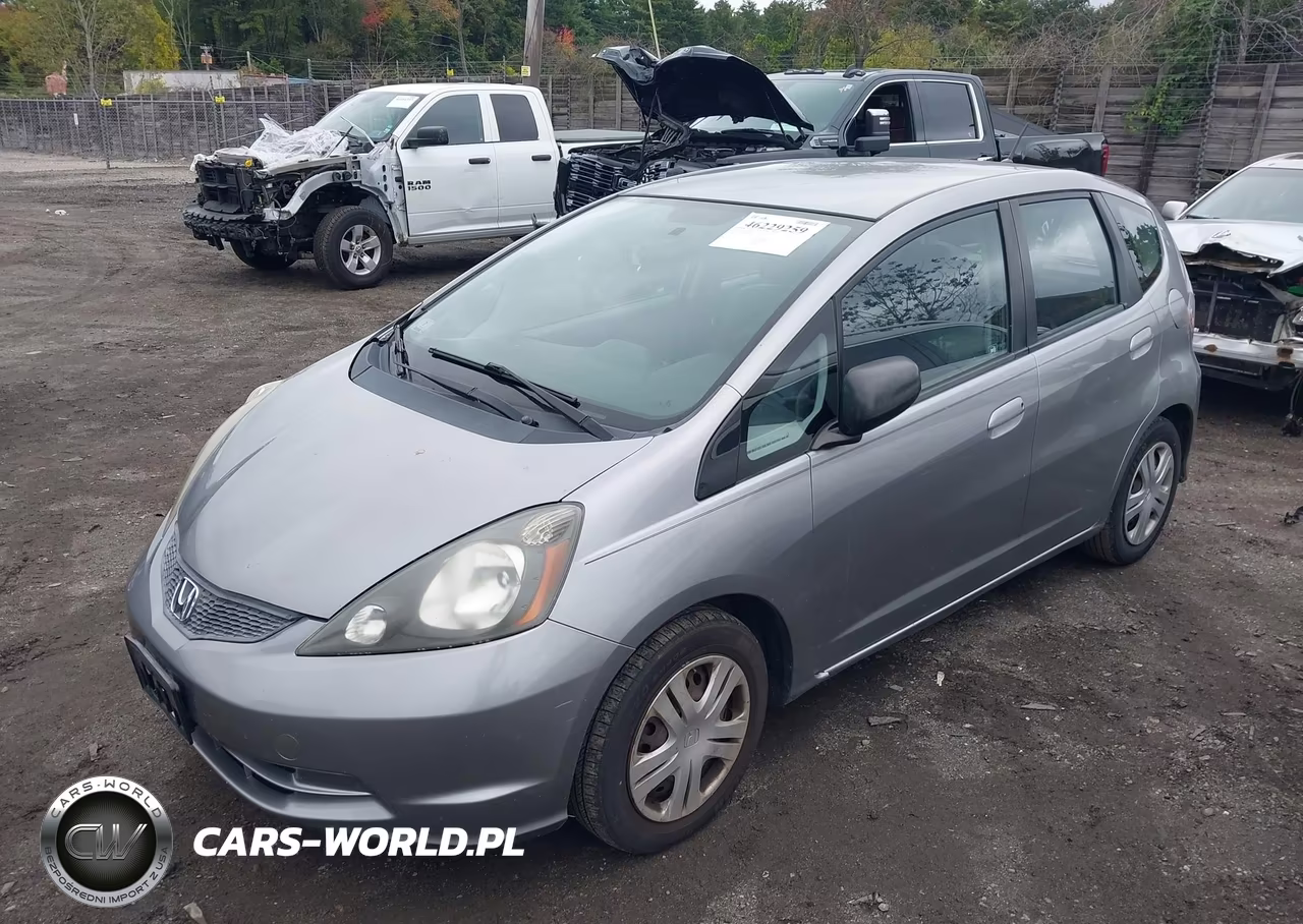 2010 Honda Fit VIN:JHMGE8G26AC003568 - 6