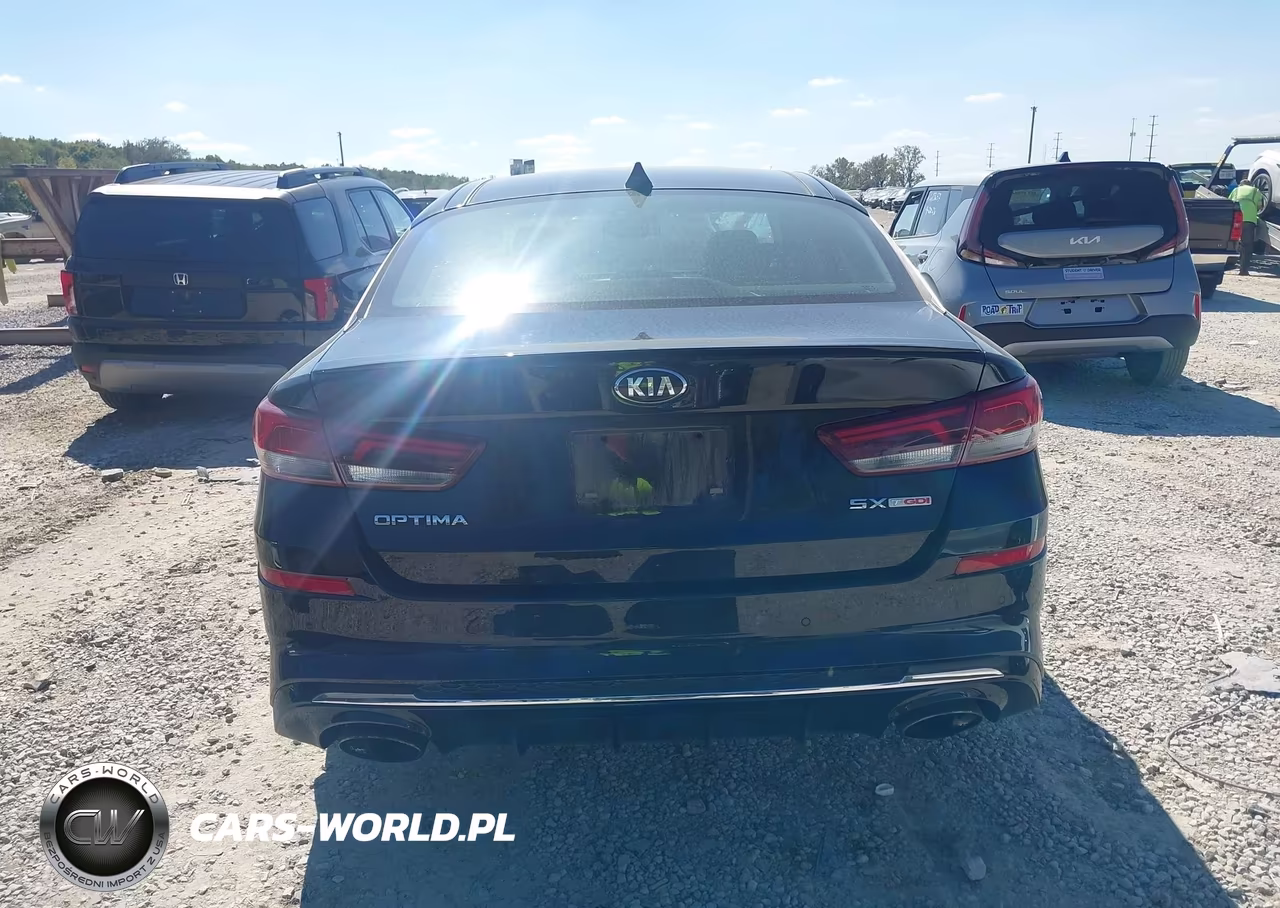 2019 Kia Optima Sx Turbo VIN:5XXGW4L23KG375304 - 16