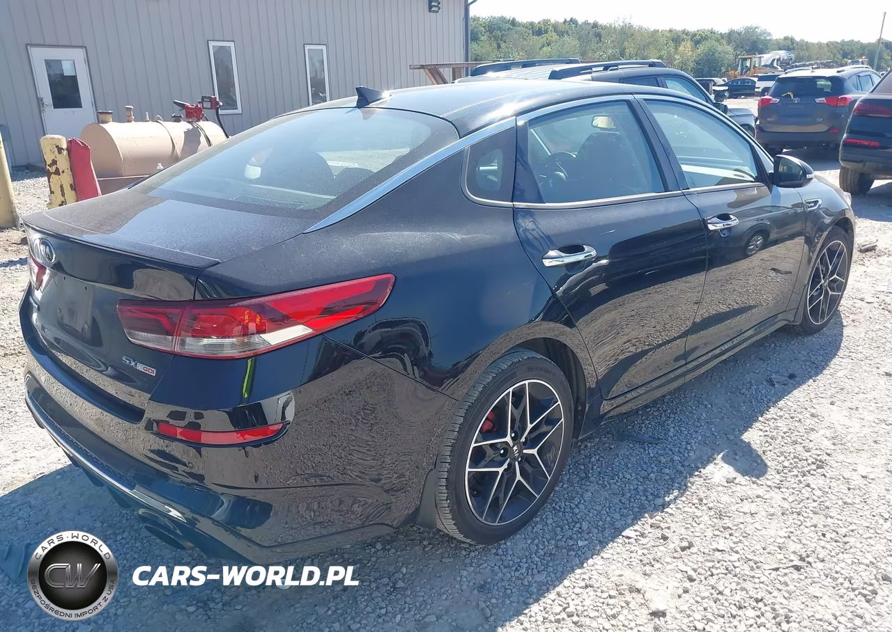 2019 Kia Optima Sx Turbo VIN:5XXGW4L23KG375304 - 4