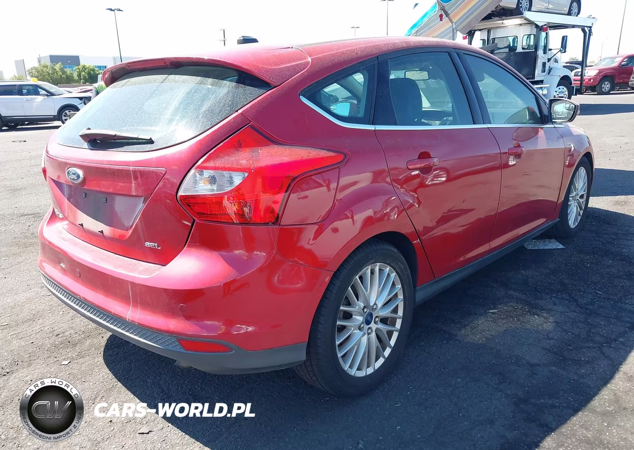 2012 Ford Focus Sel VIN:1FAHP3M20CL415744 - 4