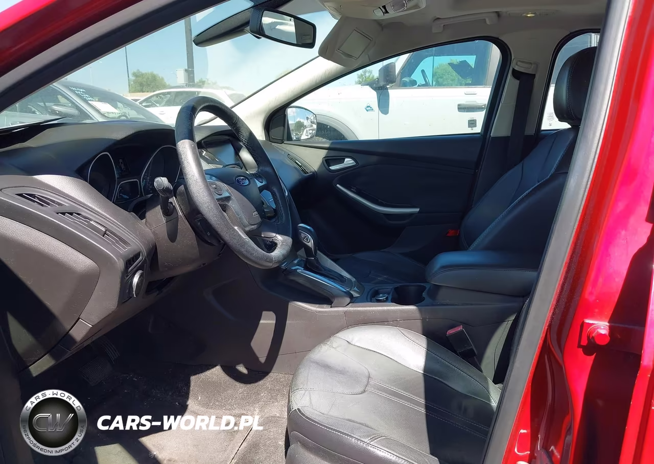 2012 Ford Focus Sel VIN:1FAHP3M20CL415744 - 5