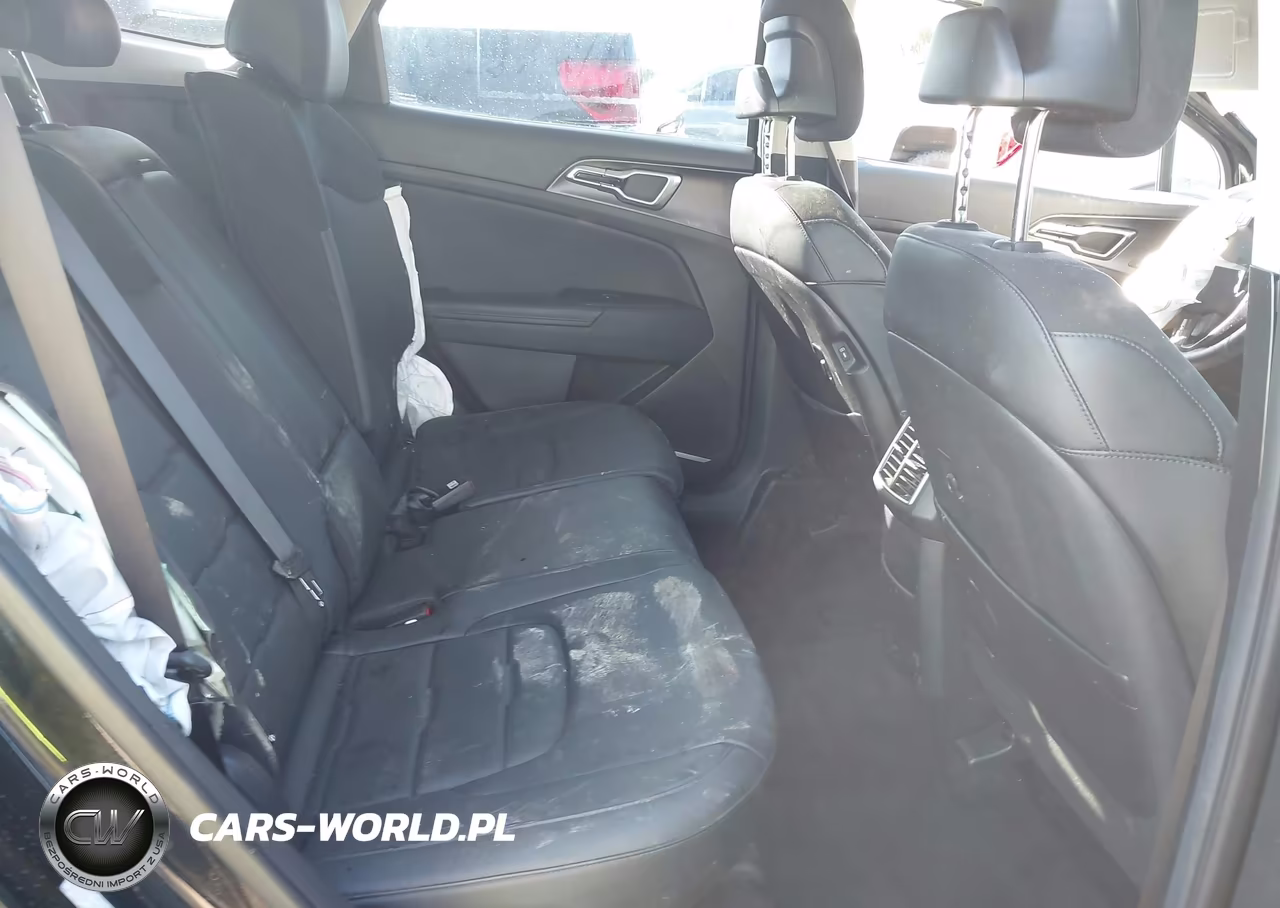 2026 Kia Sportage Sx-Prestige VIN:5XYK53DF5TG341435 - 8