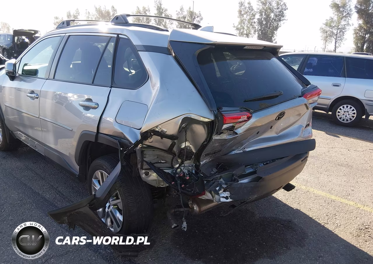 2024 Toyota Rav4 Xle Premium VIN:2T3C1RFV4RC278749 - 18