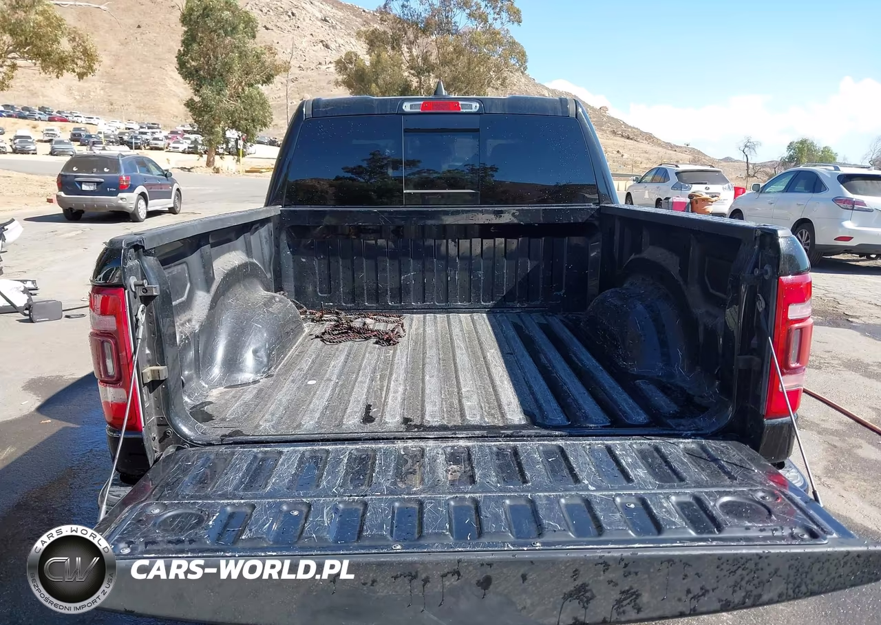 2019 Ram 1500 Laramie 4X4 5'7 Box VIN:1C6SRFJT4KN809136 - 16