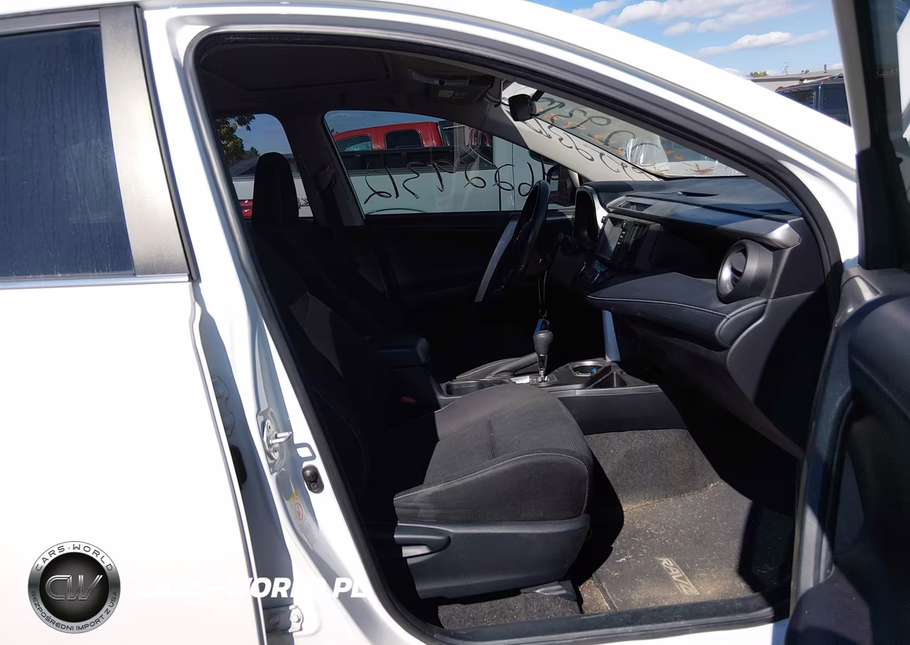 2018 Toyota Rav4 Hybrid Xle VIN:JTMRJREV9JD203668 - 5