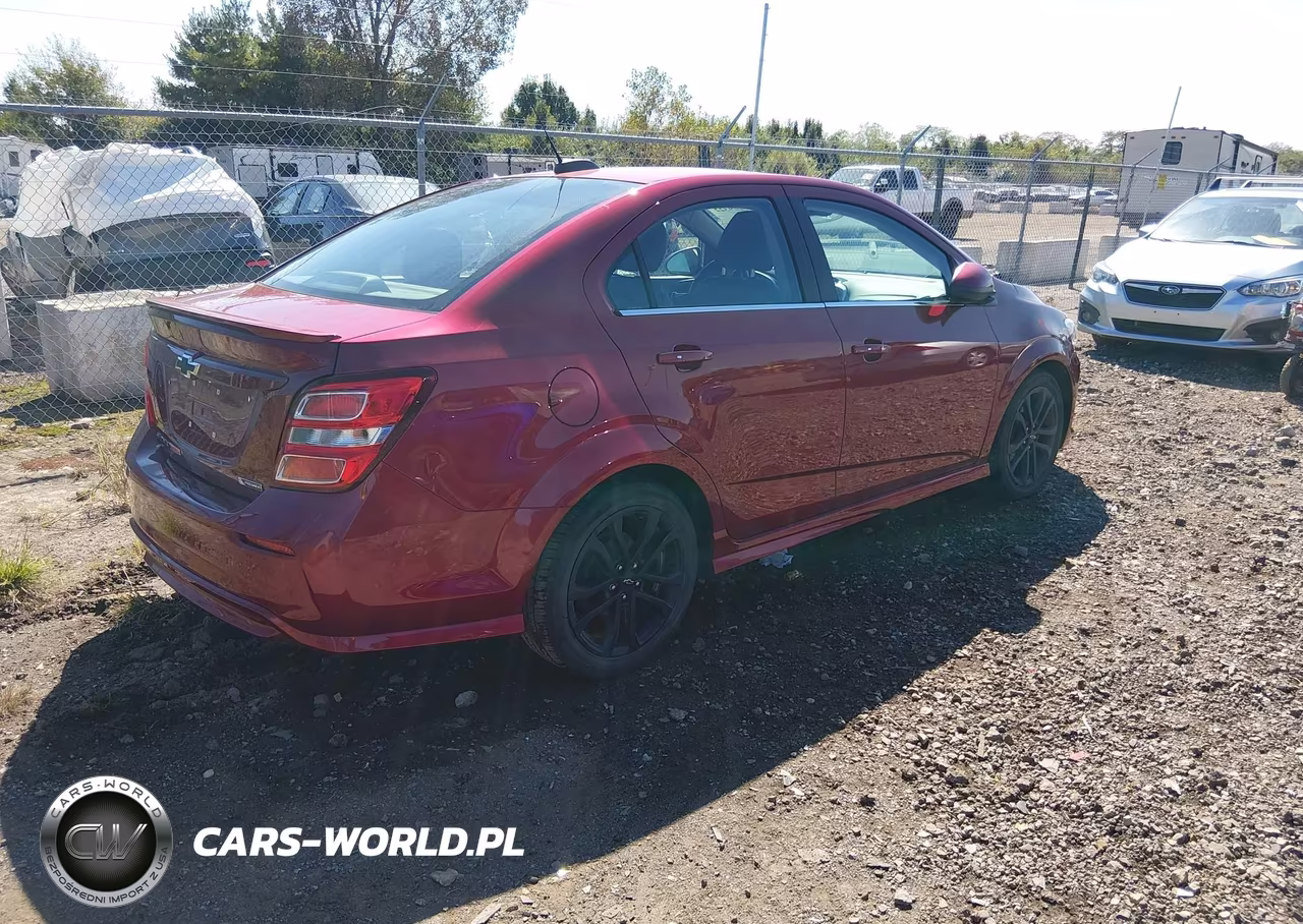 2018 Chevrolet Sonic Premier Auto VIN:1G1JF5SB8J4134143 - 4