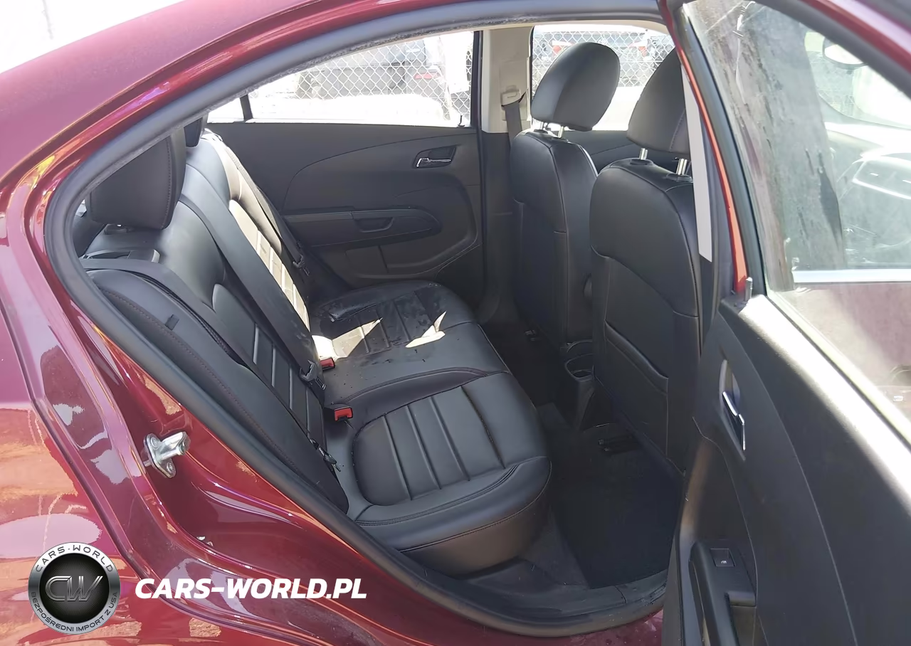 2018 Chevrolet Sonic Premier Auto VIN:1G1JF5SB8J4134143 - 8