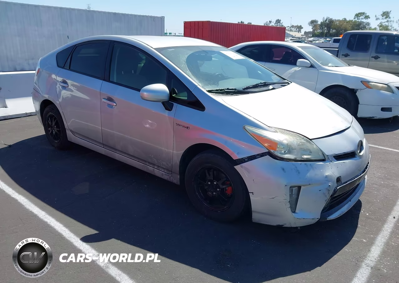 2013 Toyota Prius Two – zdjęcie 1 z 16