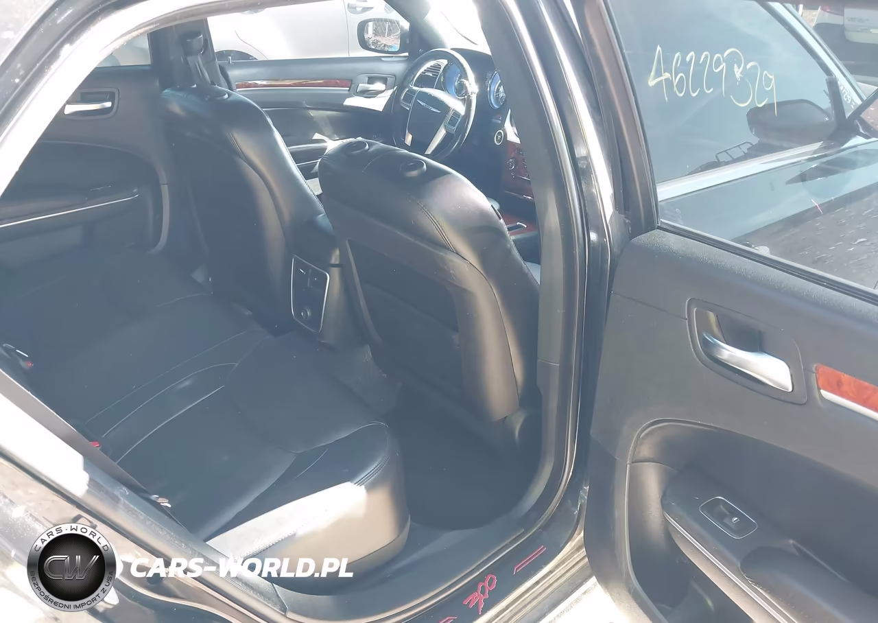 2012 Chrysler 300 Limited VIN:2C3CCACG7CH249466 - 8