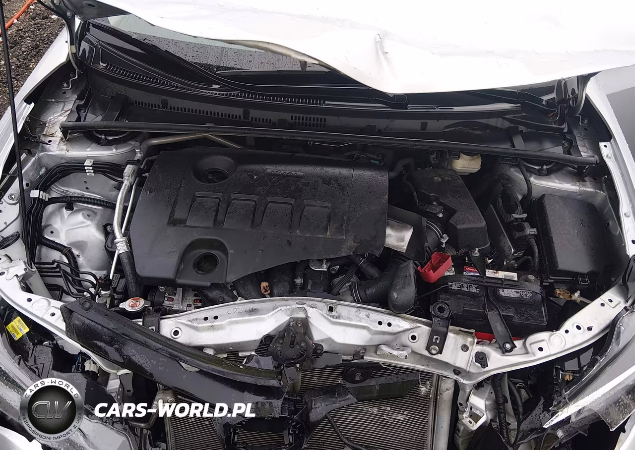 2018 Toyota Corolla Le VIN:2T1BURHE6JC091087 - 10