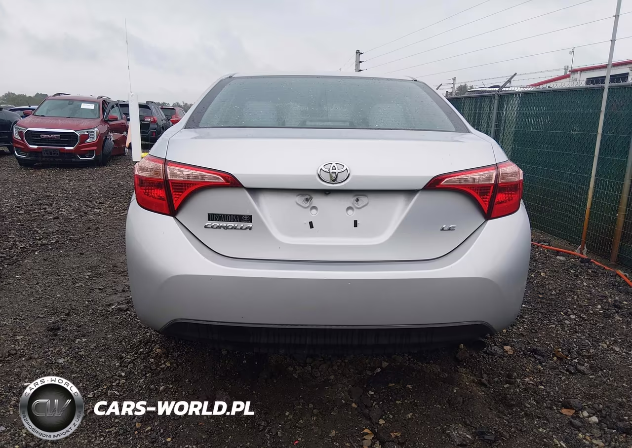 2018 Toyota Corolla Le VIN:2T1BURHE6JC091087 - 16