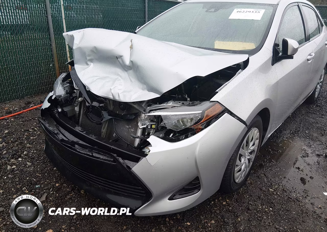 2018 Toyota Corolla Le VIN:2T1BURHE6JC091087 - 6