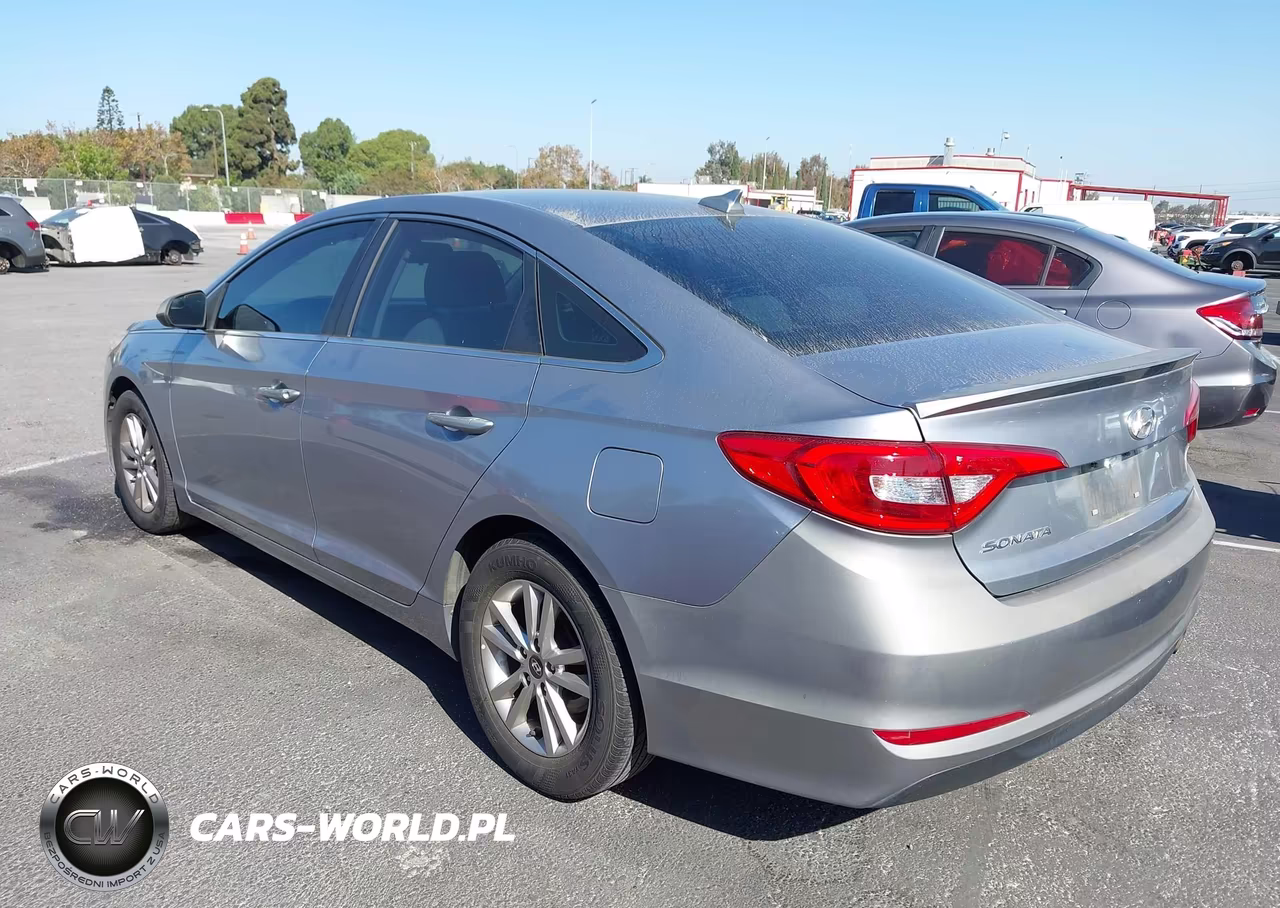 2016 Hyundai Sonata Se VIN:5NPE24AFXGH371674 - 3