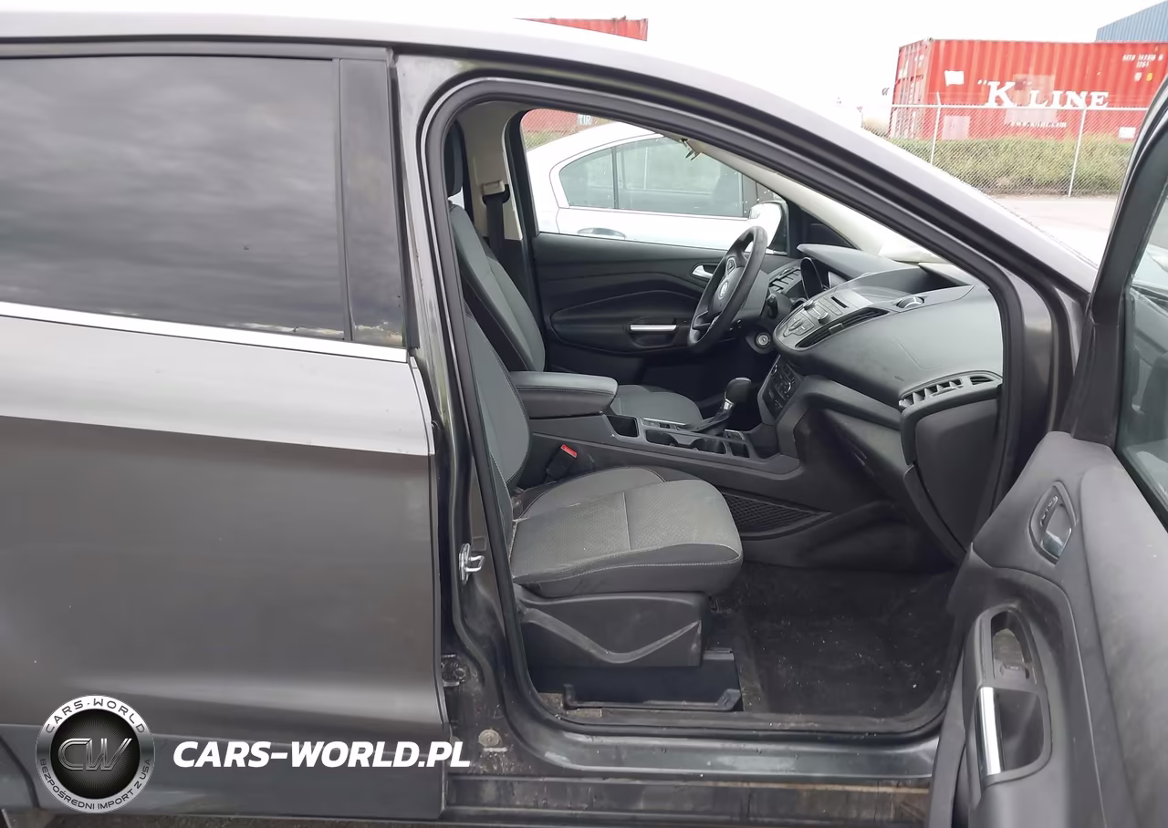 2017 Ford Escape Se VIN:1FMCU0GD6HUD52042 - 5