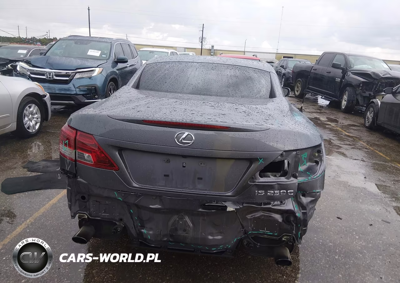 2015 Lexus Is 250C VIN:JTHFF2C23F2532923 - 17