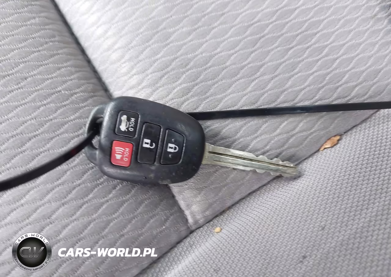2016 Toyota Corolla Le VIN:5YFBURHE9GP411897 - 11