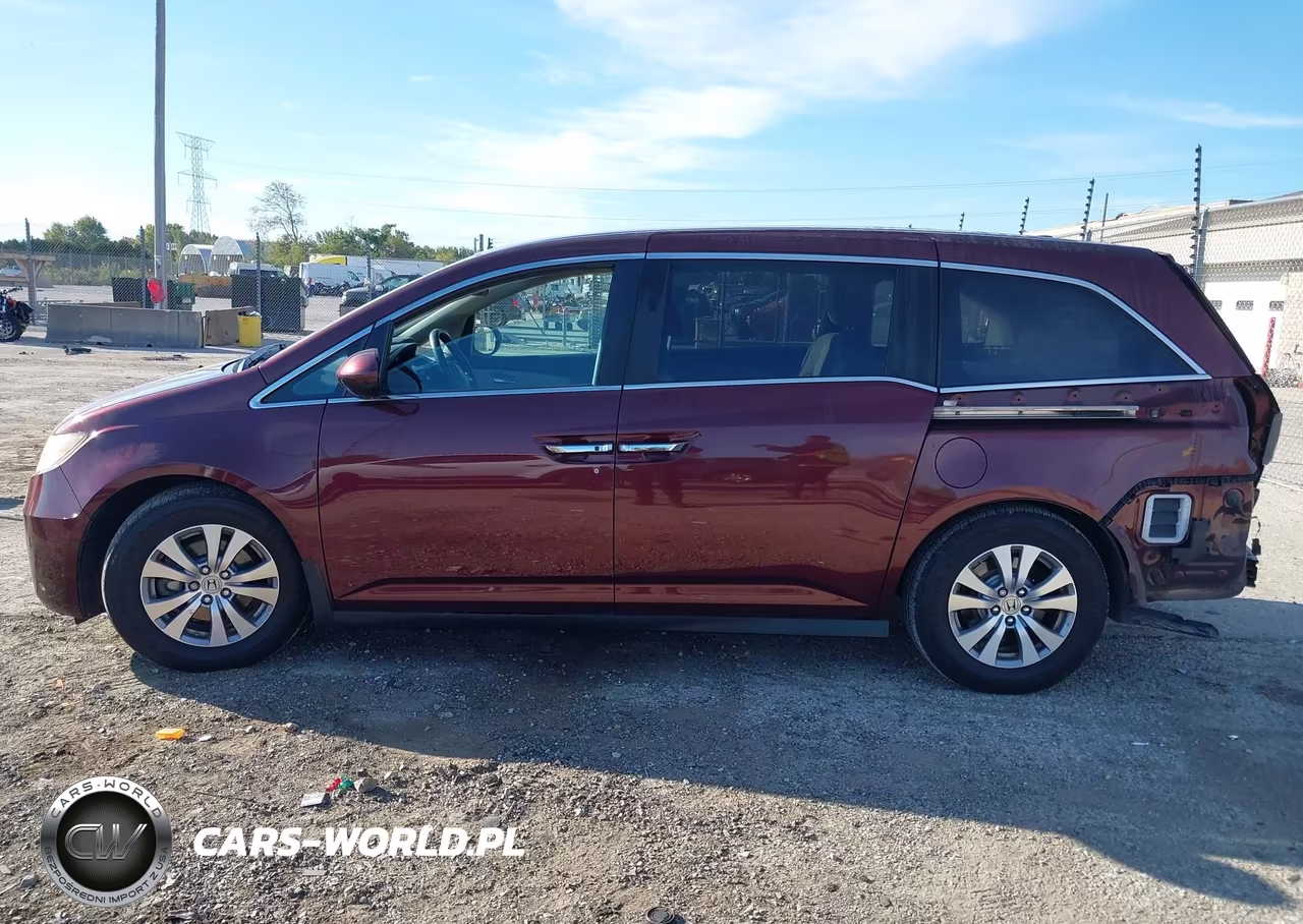 2016 Honda Odyssey Se VIN:5FNRL5H33GB075877 - 14