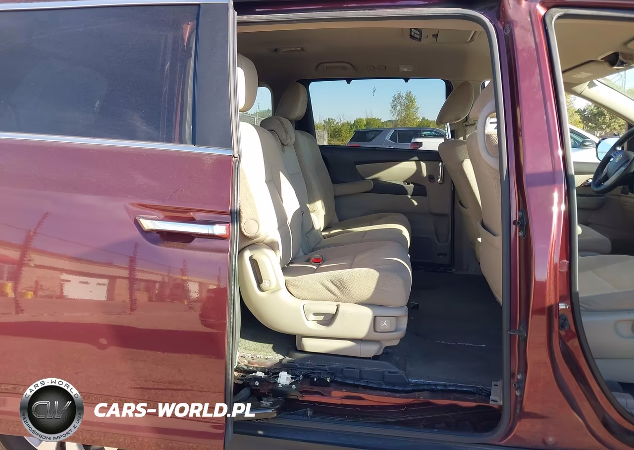 2016 Honda Odyssey Se VIN:5FNRL5H33GB075877 - 8