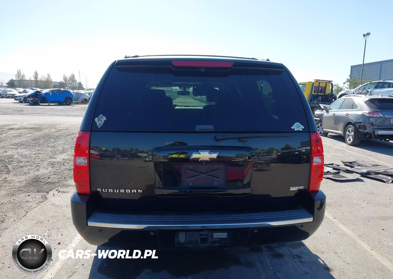 2011 Chevrolet Suburban Ltz VIN:1GNSKKE39BR261456 - 17