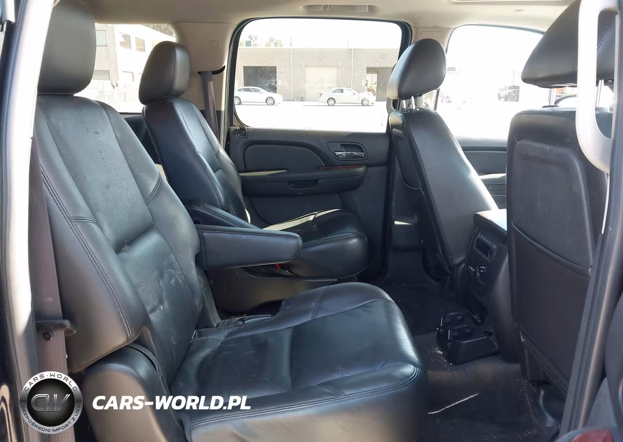 2011 Chevrolet Suburban Ltz VIN:1GNSKKE39BR261456 - 8