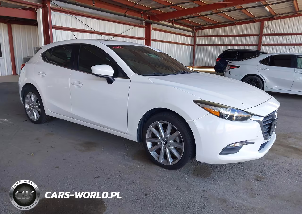 2017 Mazda Mazda3 Touring 2.5 – zdjęcie 1 z 16