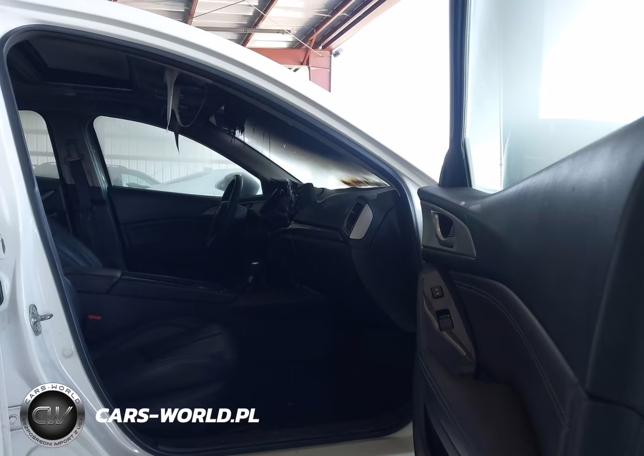 2017 Mazda Mazda3 Touring 2.5 VIN:3MZBN1L36HM132692 - 5