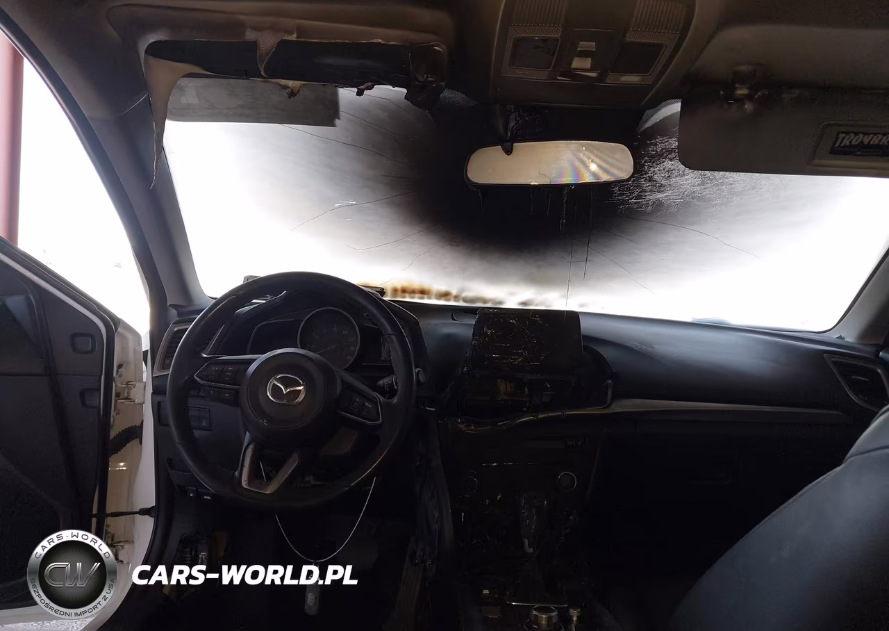 2017 Mazda Mazda3 Touring 2.5 VIN:3MZBN1L36HM132692 - 6