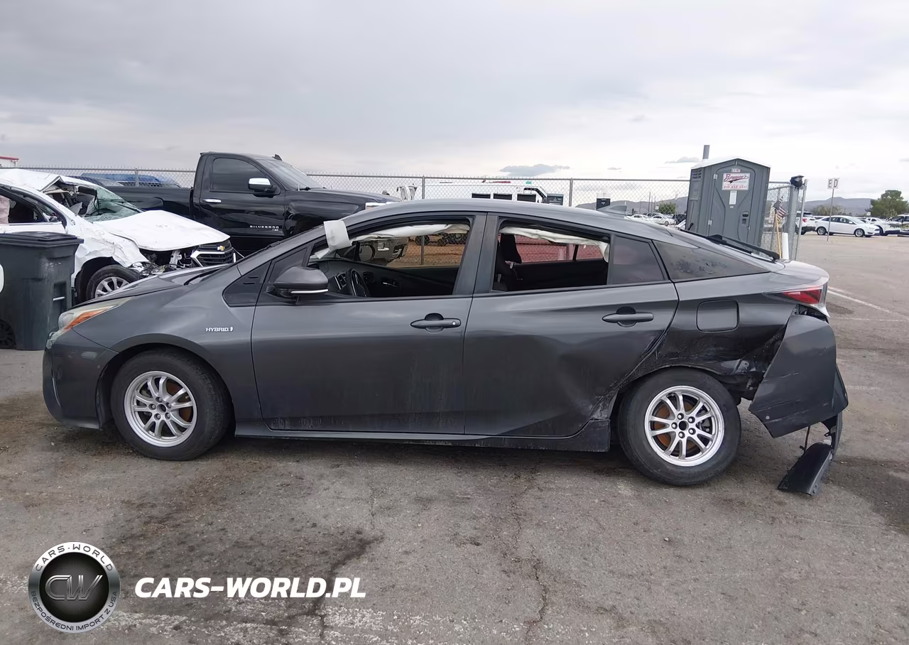 2018 Toyota Prius Two VIN:JTDKBRFU7J3083279 - 14